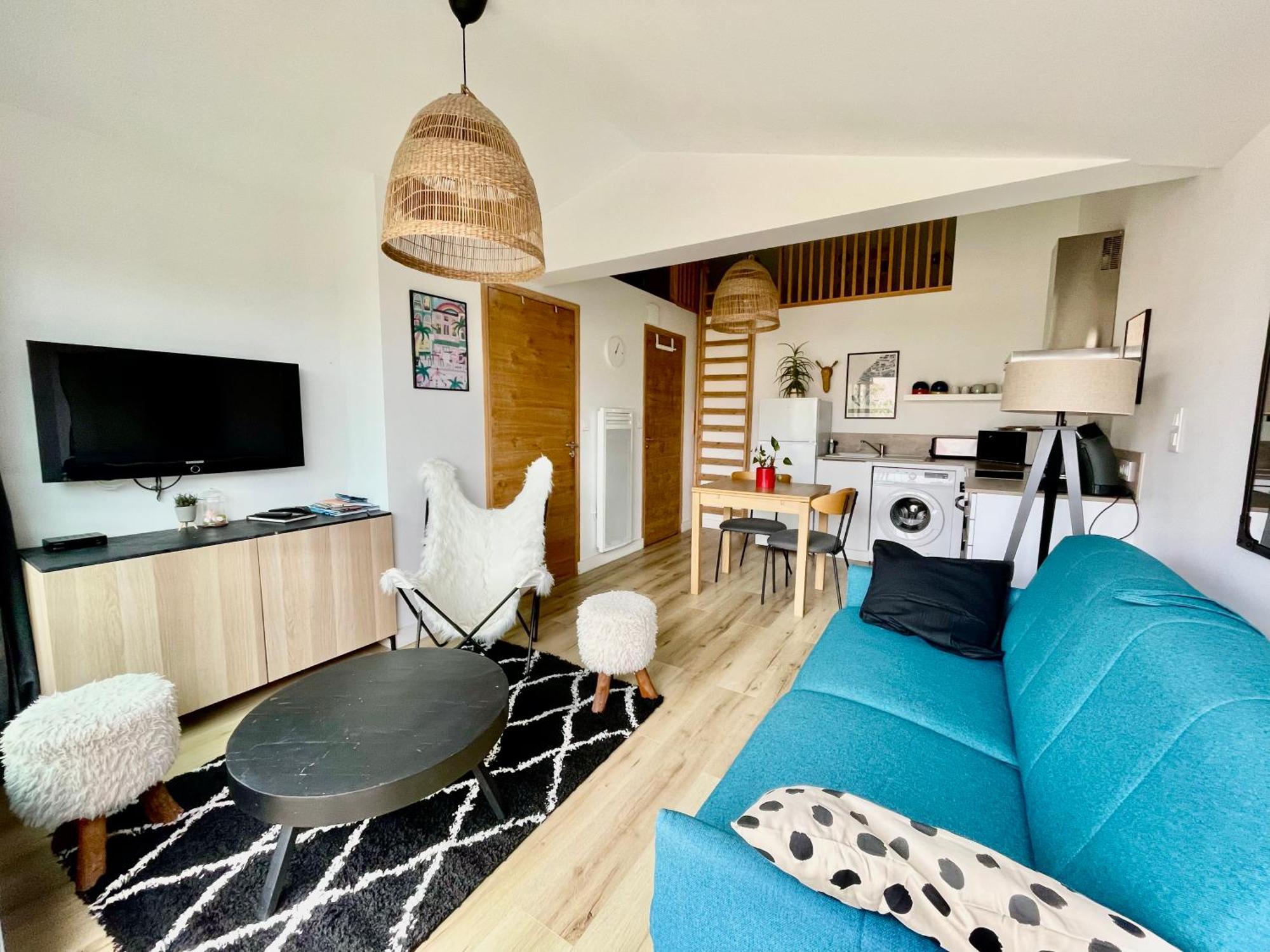 Holiday home - Petite Maison 500m Sableaux *